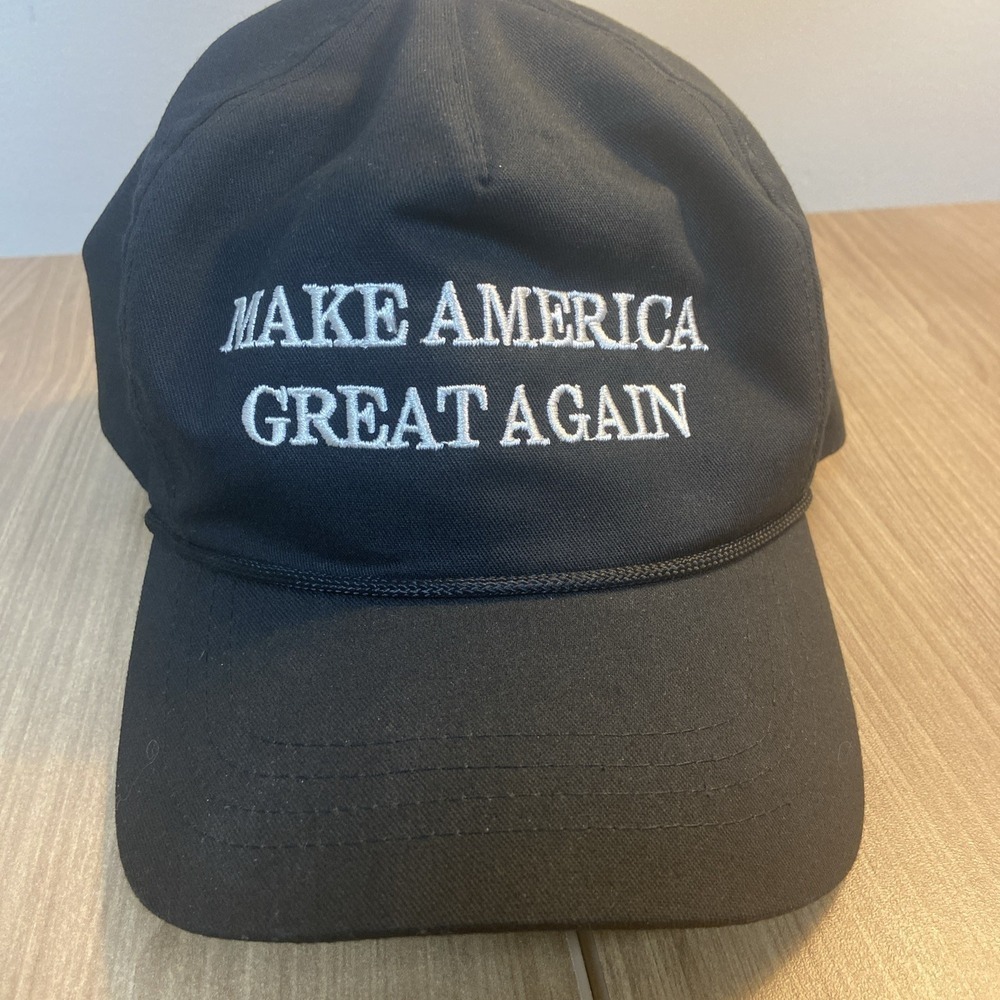Official Cali-Fame Trump MAKE AMERICA GREAT AGAIN 2016 Black White Baseball Cap - Picture 7 of 7